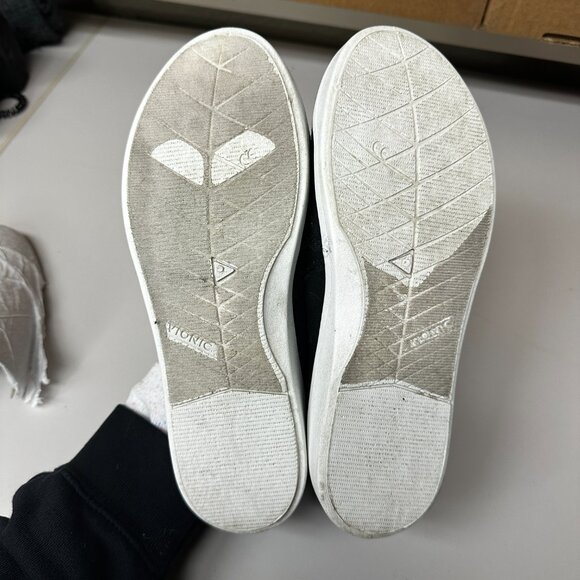 Vionic Malibu - black - size 6 - Picture 6 of 6